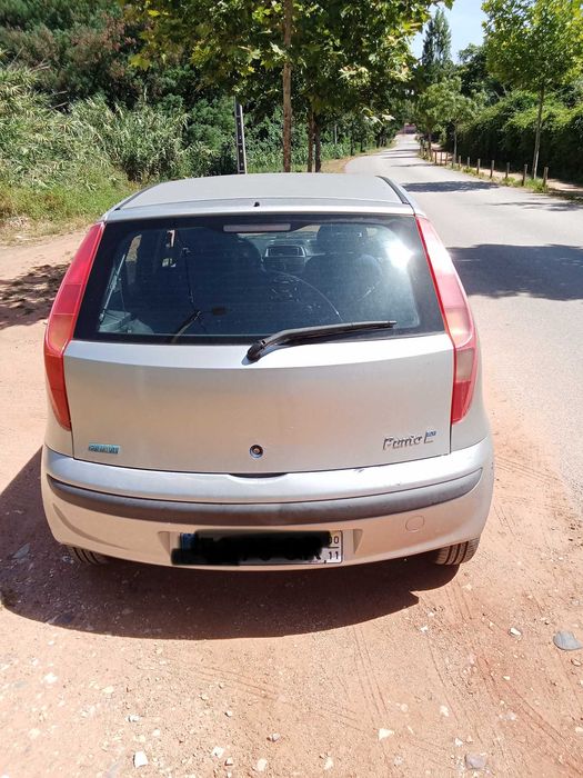 Carro - Fiat Punto 1.2