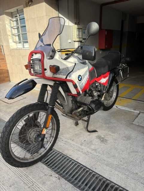Selling BMW R 100 GS Paris Dakar