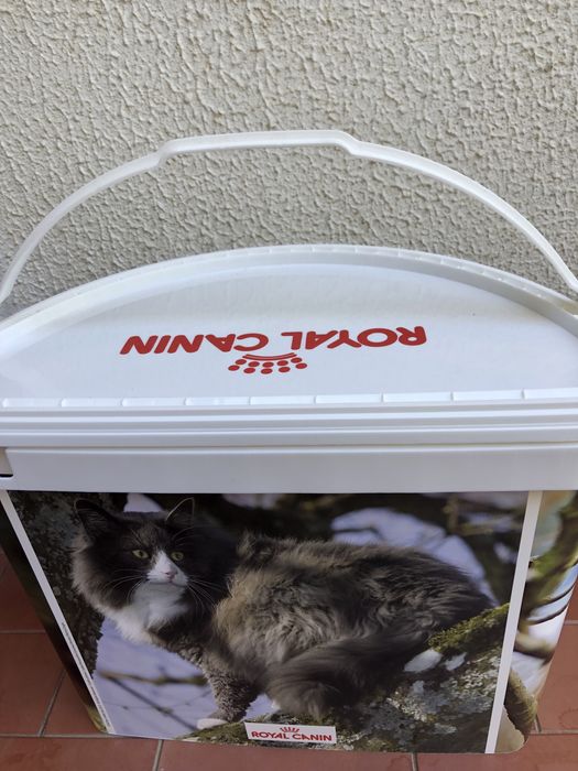 Balde royal canin