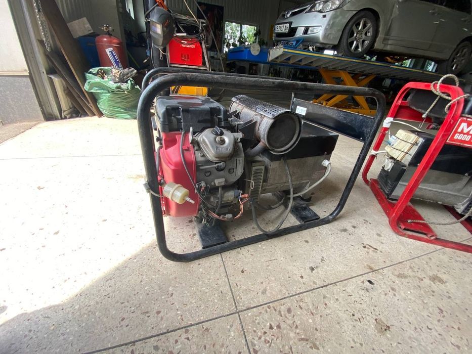 Продам генератор Generac 12 kWt