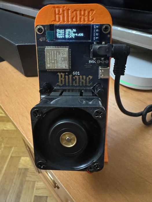 Asic Bitaxe Gamma 601 1.2Th/s чіп як в Antminer S21+ Pro XP BM1370