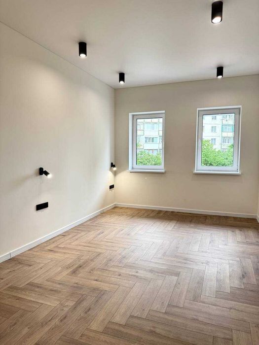 Продається простора 2-кімнатна квартира в новобудові