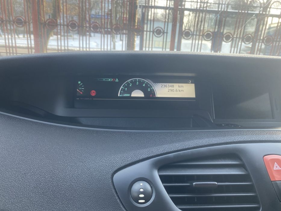 Renault Grand Scenik 3 2011