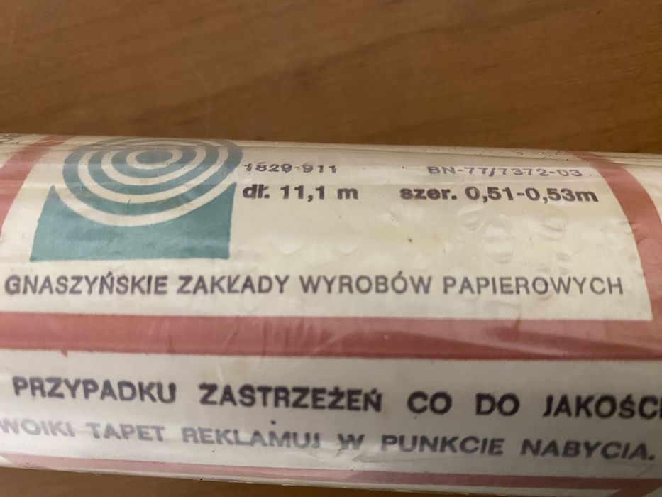 Tapeta z okresu PRL