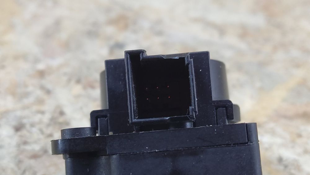 Opel Astra J 2009-2015 привод моторчик заслонки печки DA644001U