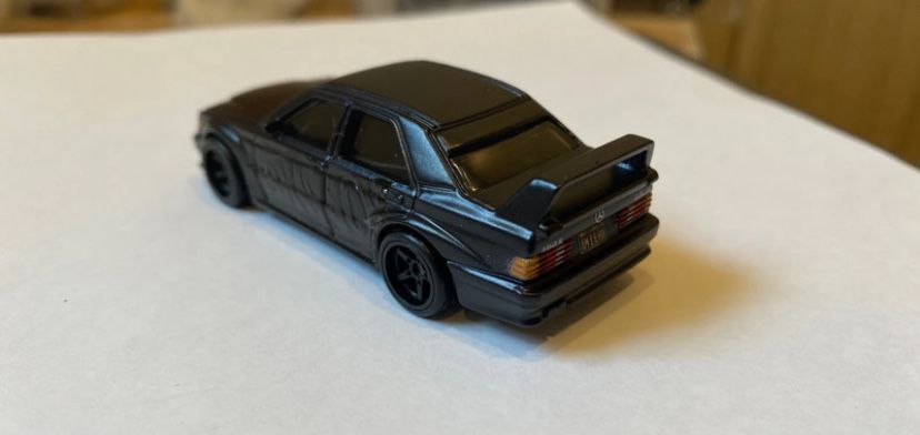 Hotwheels mercedes 190 E display case