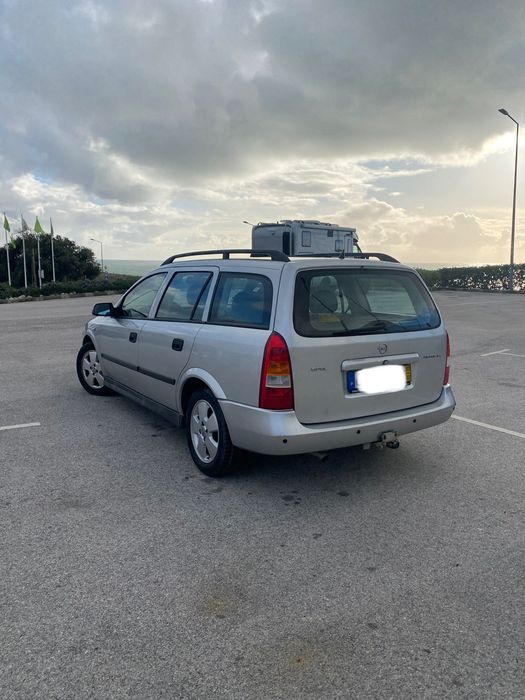 Opel Astra G Caravan 1.4 com fuga de óleo — photo 2