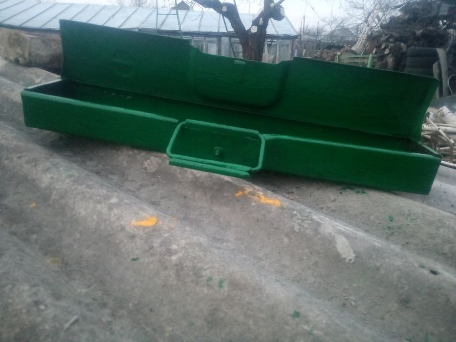 Ящик замочный металический