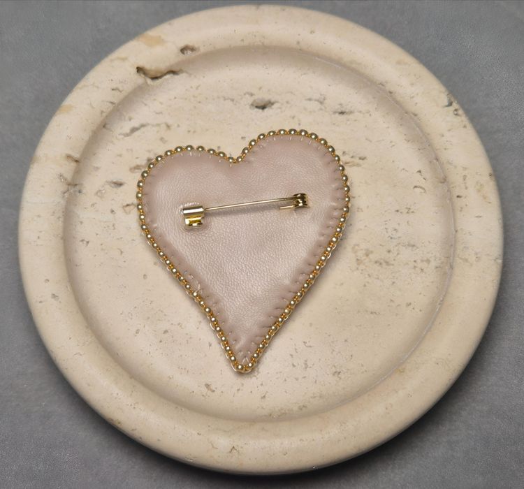 Прикраса, найкращий подарунок дружині , дівчині, колезі, матусі.