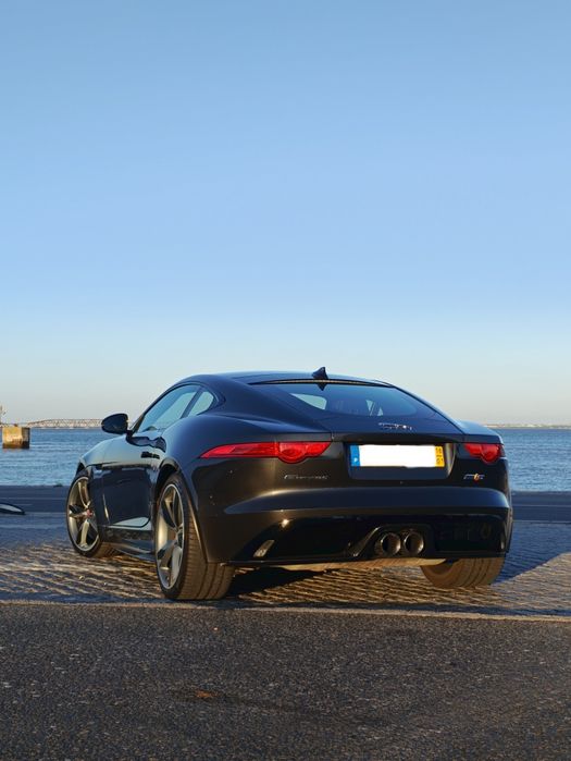 Jaguar F-Type V6S AWD