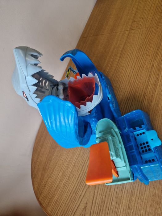 Hot Wheels City Roborekin.