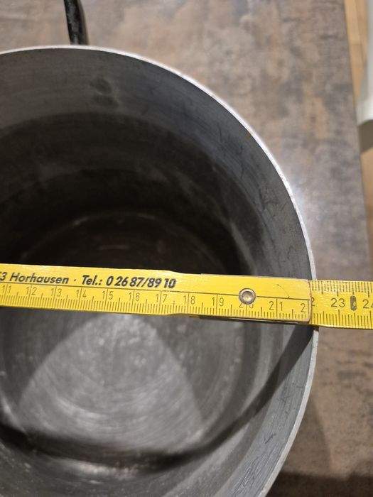 Aluminiowy garnek PRL .