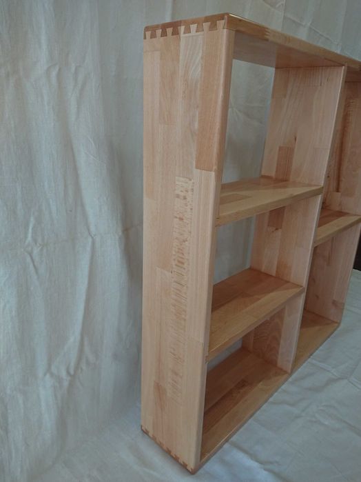 Полочка из бука для кабинета или кухни