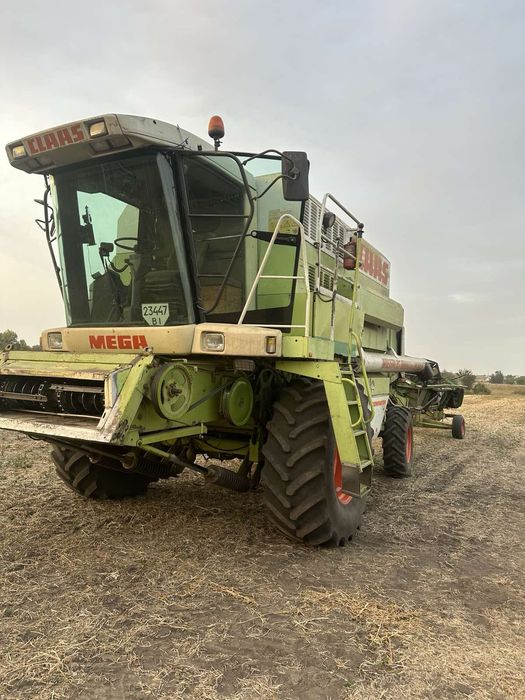 Продам комбайн Claas Mega 208