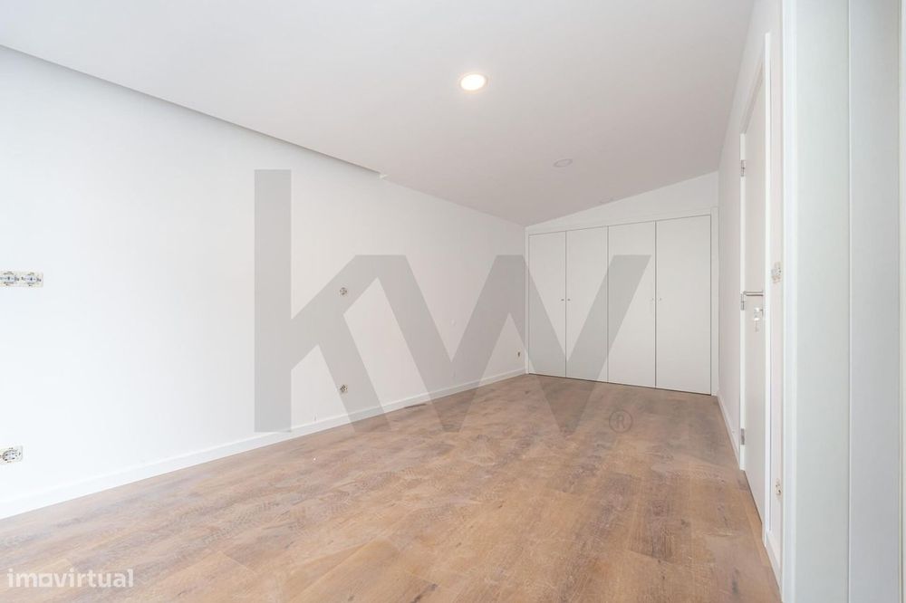 Apartamento T2 Duplex Novo no Tovim-Empreendimento Relvas