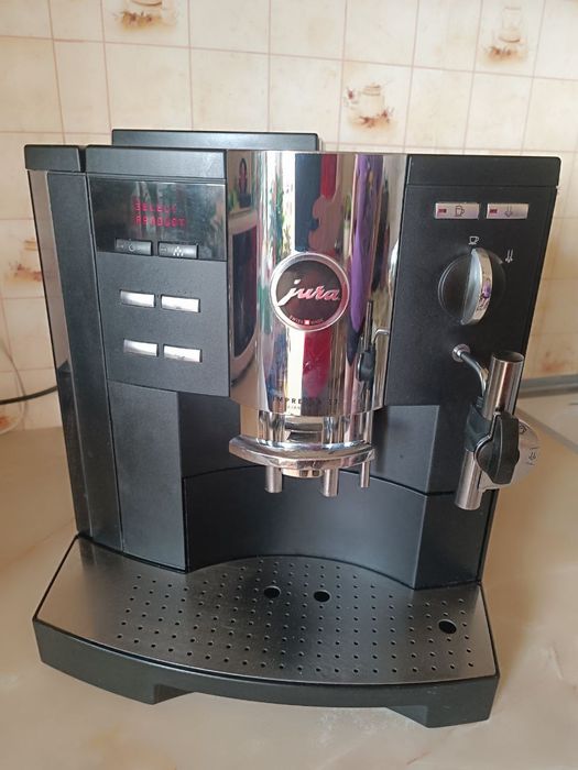 Продам кавомашину  Jura Impressa S7