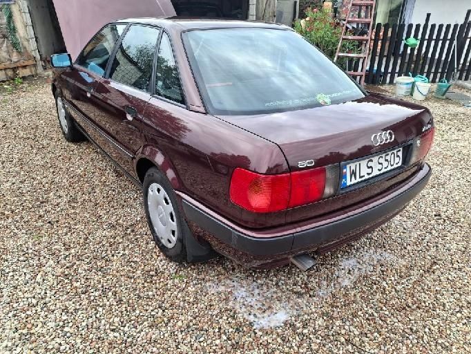 Audi 80