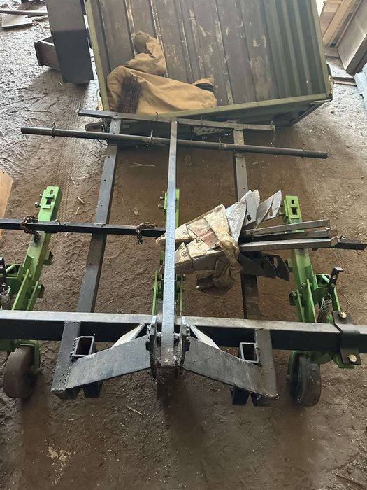 Міжрядний культиватр