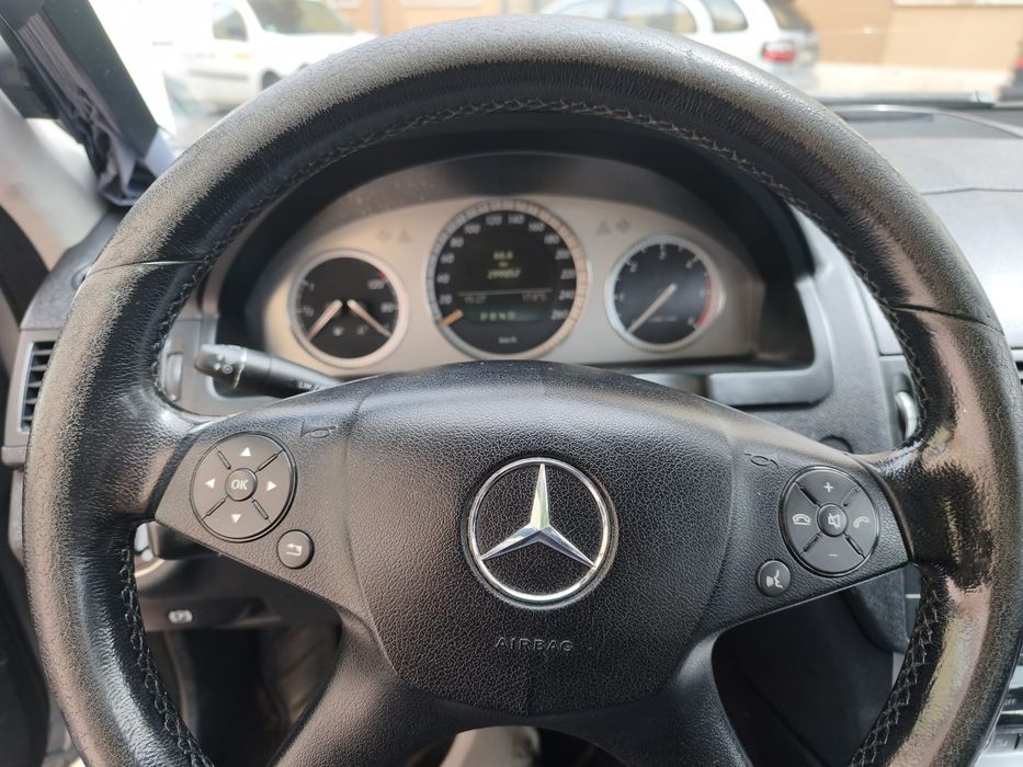Mercedes benz avantgarde c220