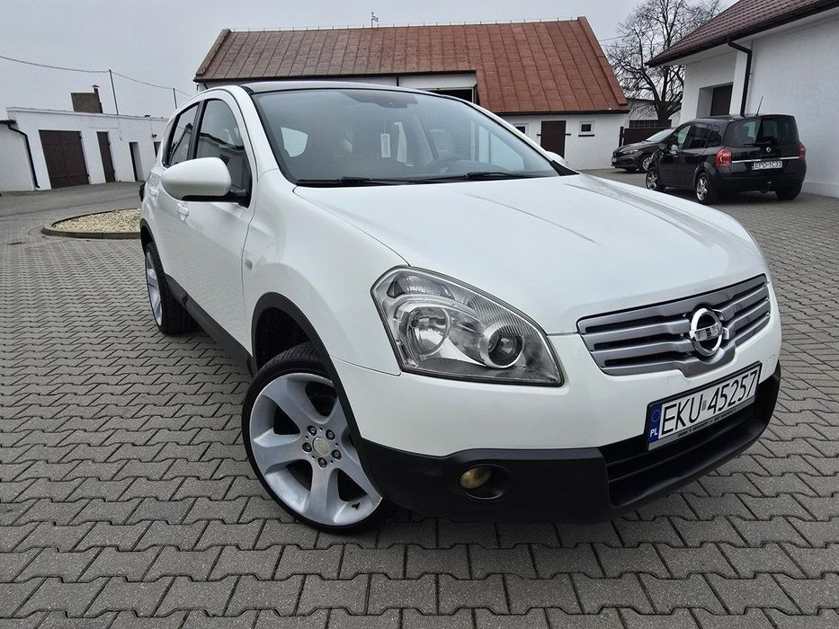 Nissan Qashqai 1,6Benz. Navi.Alu.Panorama Dach.DVD.Tempomat.Halogeny.Okazja