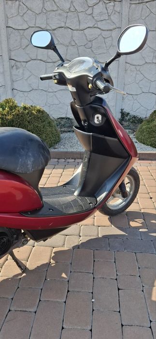 Honda dio 62 у відмінному стані. Класний колір.