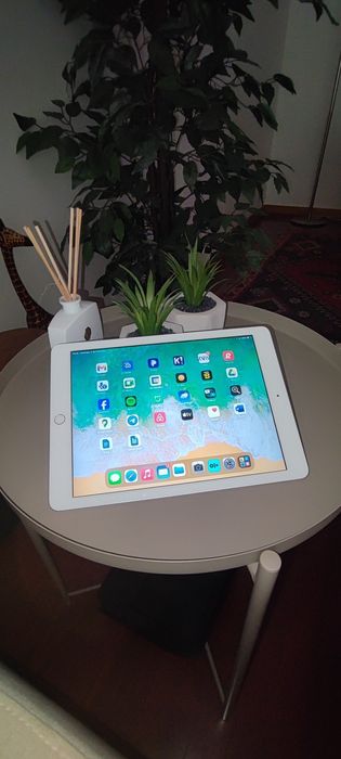 iPad - 6th Generation64752416476929120