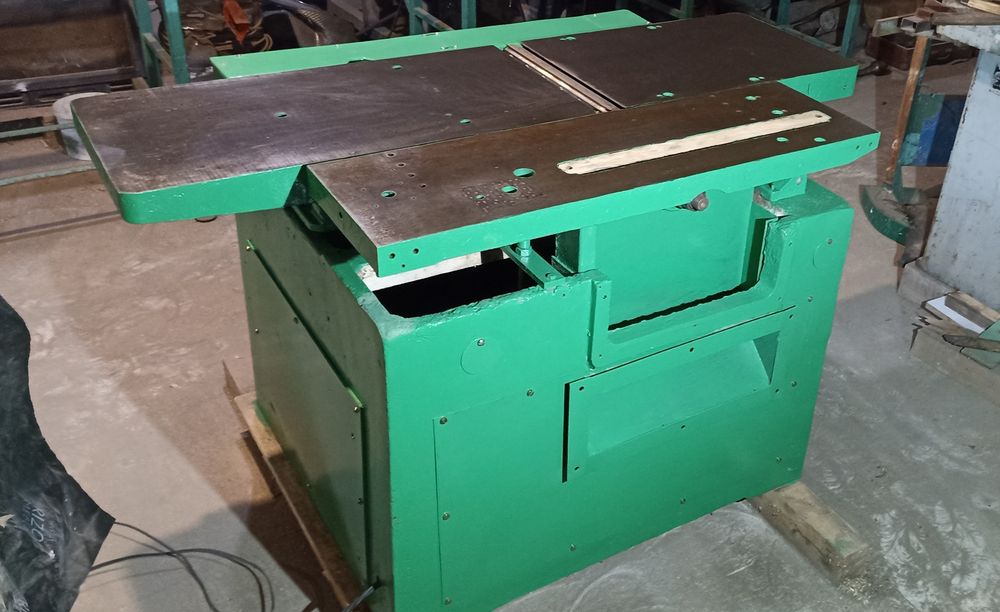 Деревообробний станок рейсмусний, фрезерний, циркулярка пила токарний