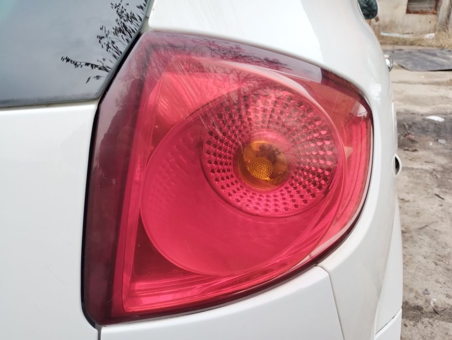 Lampa prawa tył seat altea lift