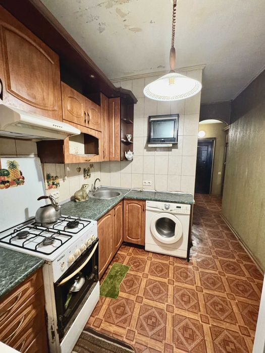 Продам 1к улучшенку, Роганский жил массив, возле Класса.