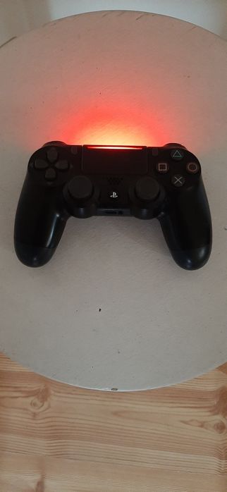 Pad do konsoli ps4