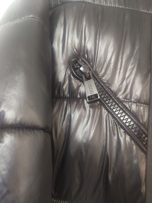 Куртка зимова жіноча Guess