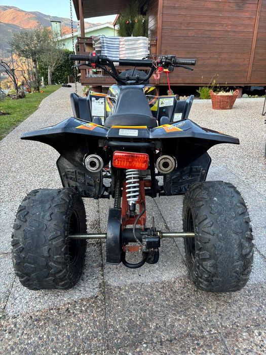 moto 4 125cc off-road