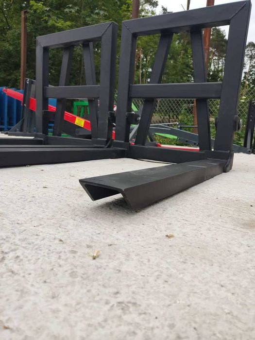 Paleciak Na Tył Ciągnika TUZ Nowy Udźwig 1 tona Transport.