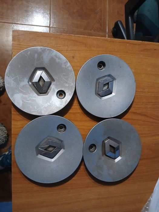 Tampas para às jantes de alumínio