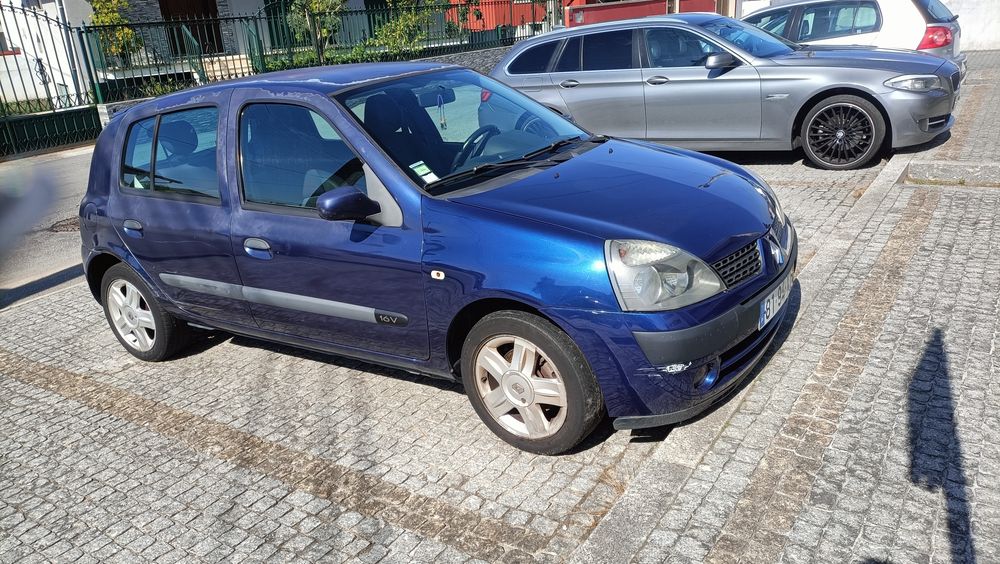 Renault Clio 2004
