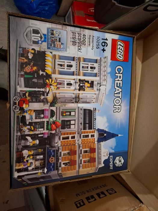 LEGO Creator Expert 10255 Plac zgromadzeń Modular Wyprzedaż Kolekcji