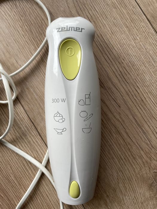 Silnik z obudową do blendera ręcznego Zelmer ZHB0608L/03