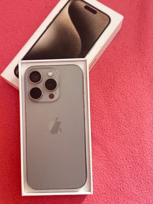 iPhone 15 pro 128 go