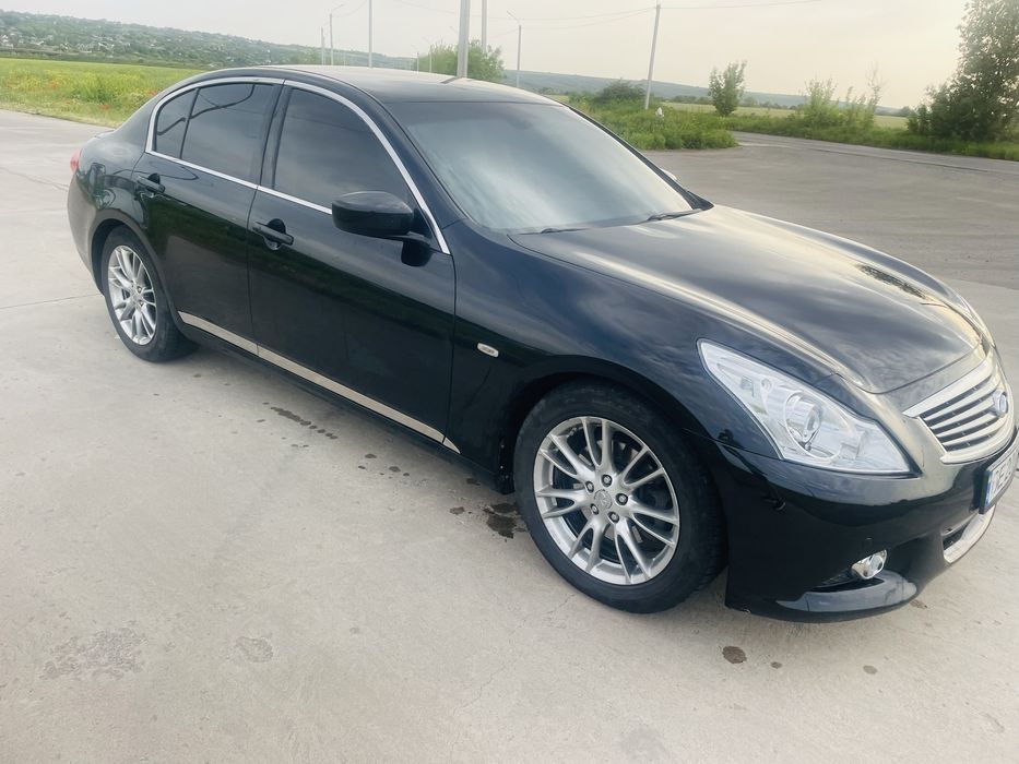Продам Infiniti G25