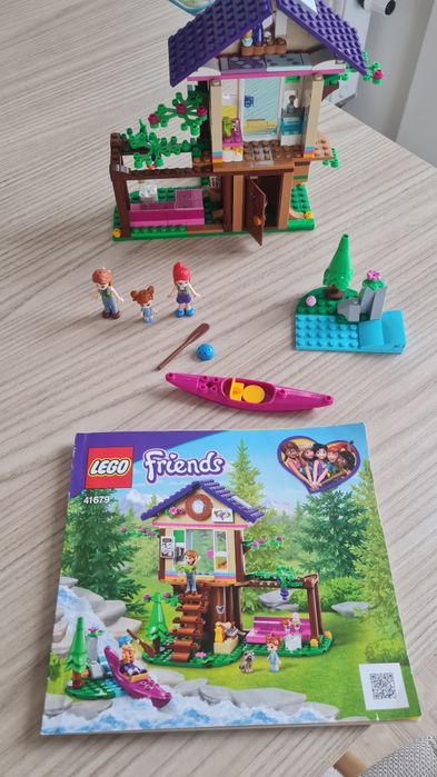 Будиночок на дереві Lego Friends