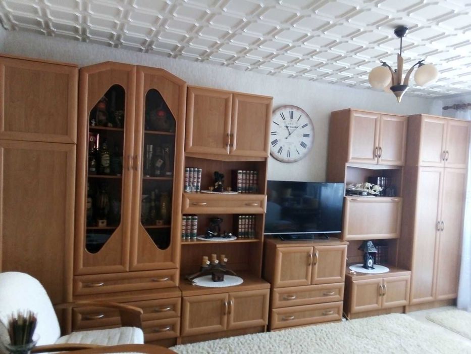 Regal pokijowy braz jasny