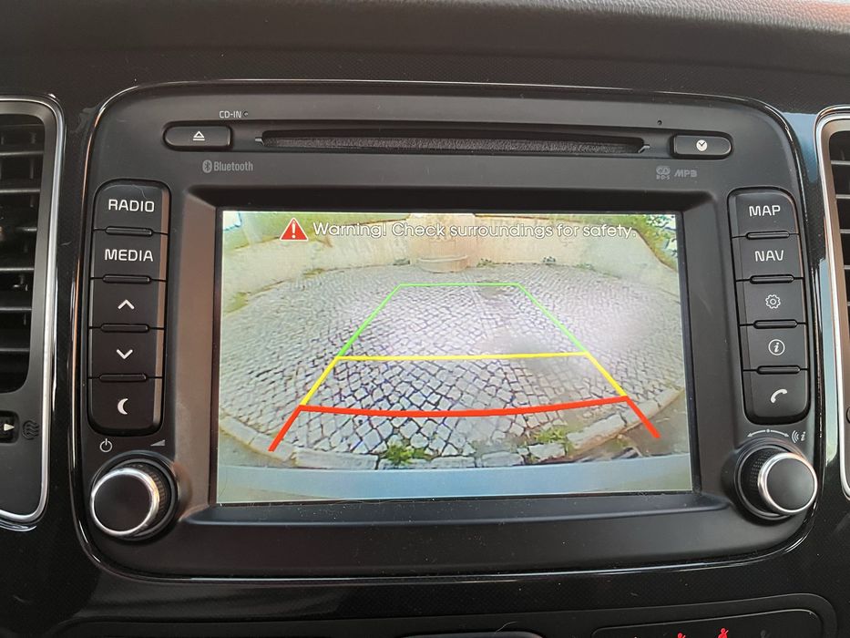 Kia Carens 1.7 NACIONAL - Cx. Automática - 7 lugares