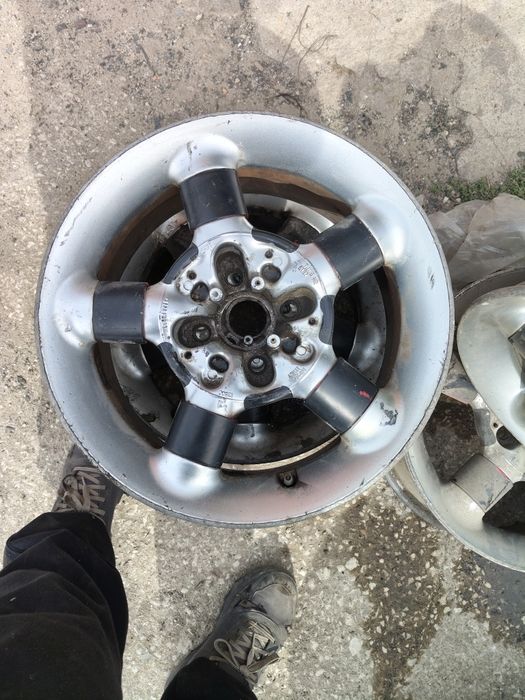 Jantes momo 15" polegadas