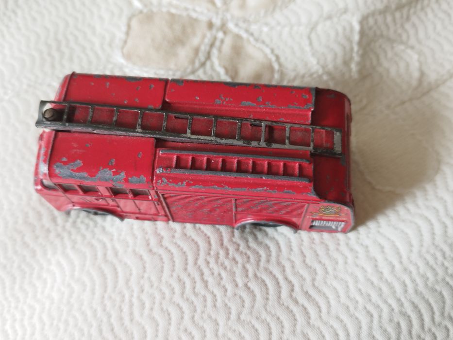 Camião de bombeiros "Fire Engine" da Dinky Toys, ref. 259.