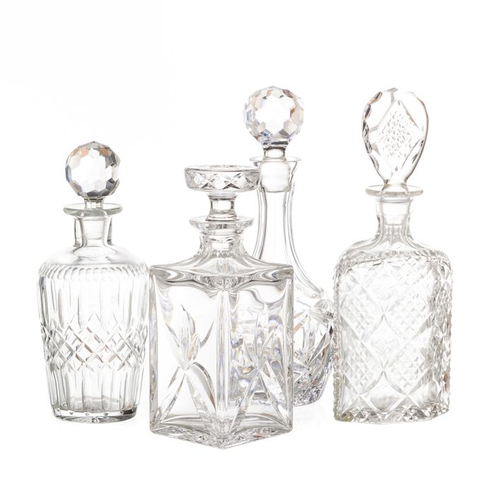 Cristal e vidro - Quatro garrafas