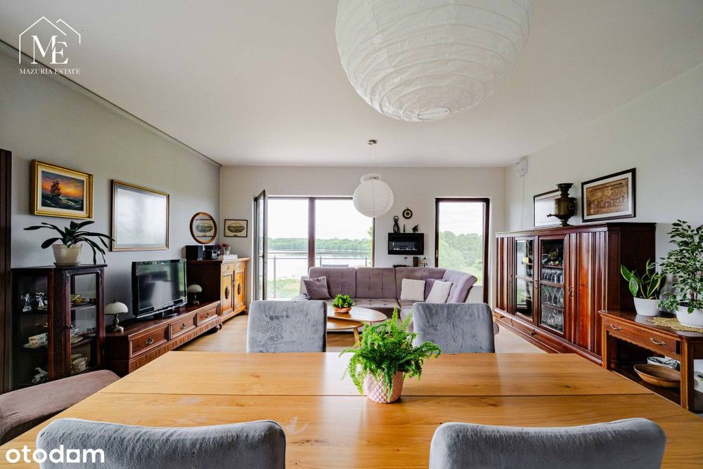 Piękny przestrzenny apartament nad jeziorem