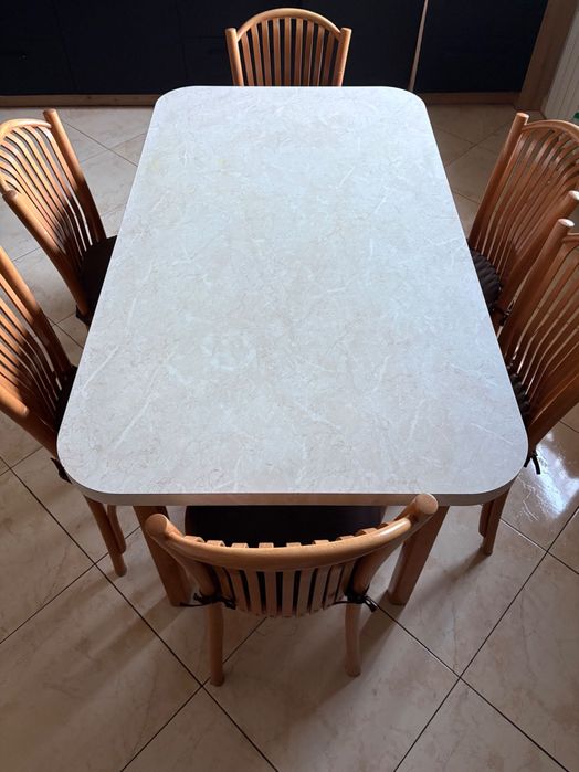 Sprzedam Stół i krzesła