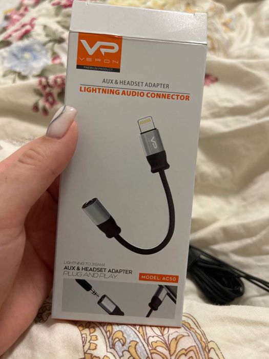 Перехідник Lightning - 3.5 mm Veron VR-AC50 Чорний