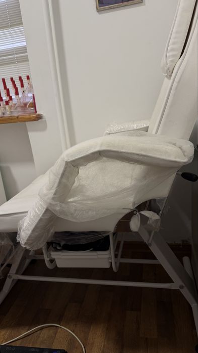 Продам кушетку  косметолог , кушетка масаж