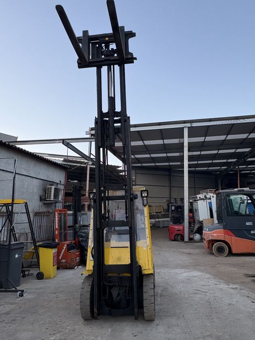 empilhador HYSTER H2.50XM – 2.500 kg | Gasóleo | Triplex